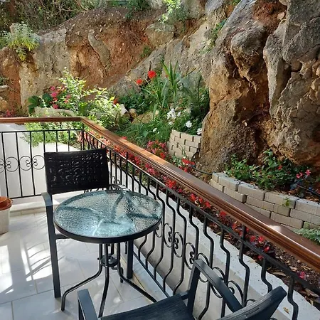Hotel de apartamente Mavra