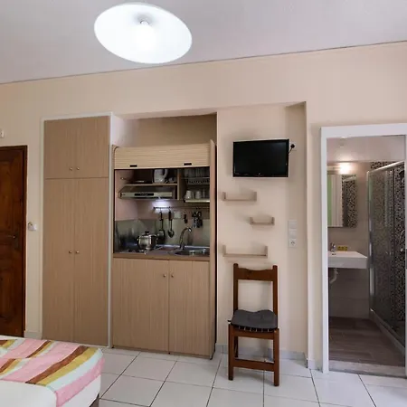 Mavra Hotel de apartamente Ligia