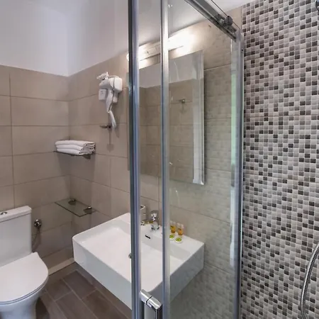 Mavra Hotel de apartamente