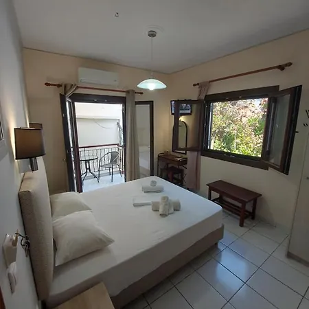 Hotel de apartamente Mavra 3*