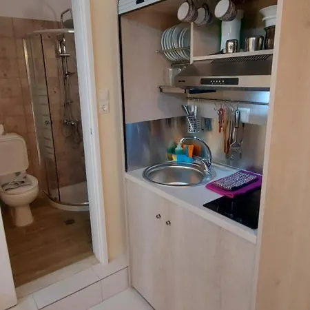 Hotel apartamentowy Mavra