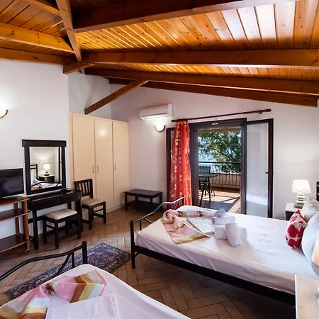 Mavra Hotel de apartamente 3*