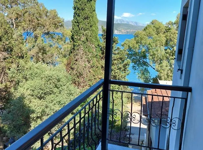 Mavra 3* Lygia (Lefkada)